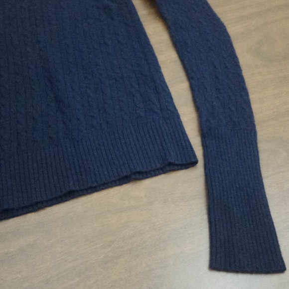 Soft Warm Cable Braided Knit Long Sleeve Sweater Top - Picture 10 of 11